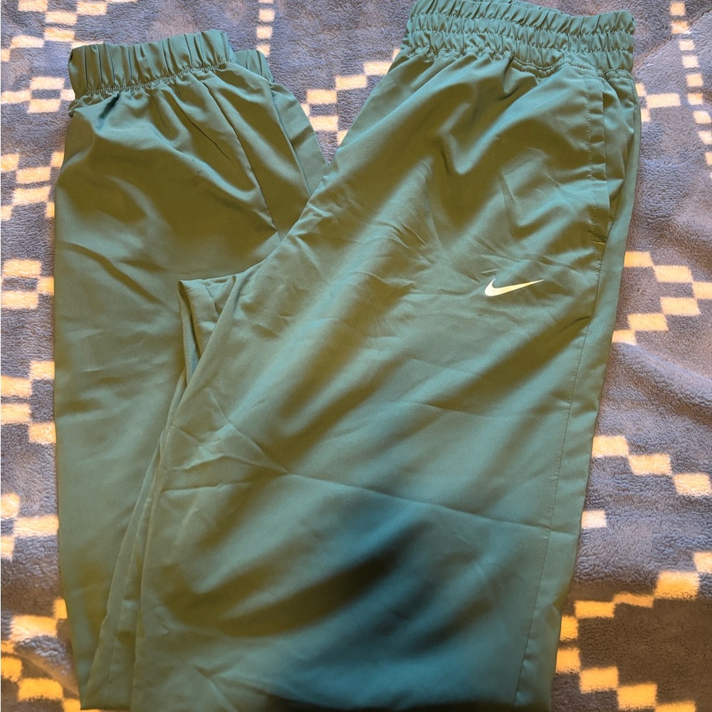 Nike light green light weight joggers